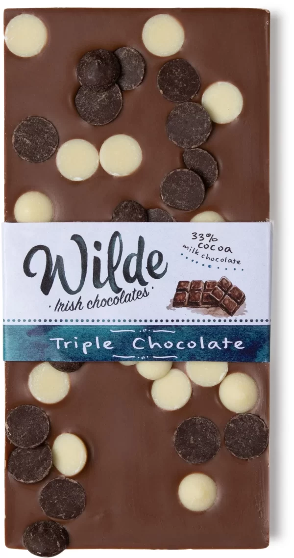Milk, dark and white chocolate buttons in a bed of pure milk chocolate make this bar a chunky choccy hit.
